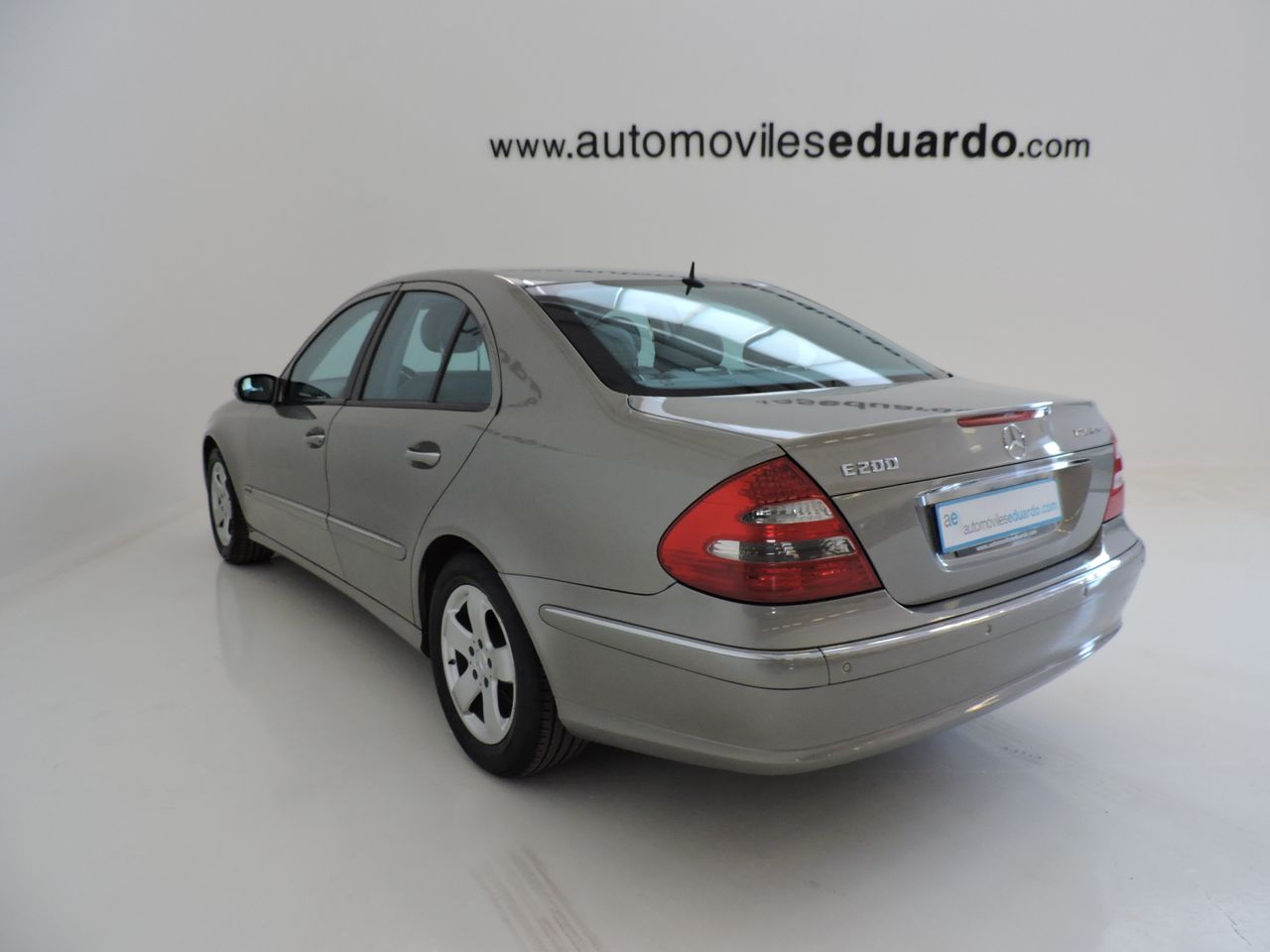 Mercedes Clase E E 200 K CLASSIC - Foto 7