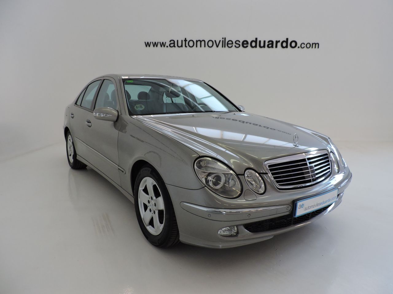 Mercedes Clase E E 200 K CLASSIC - Foto 4