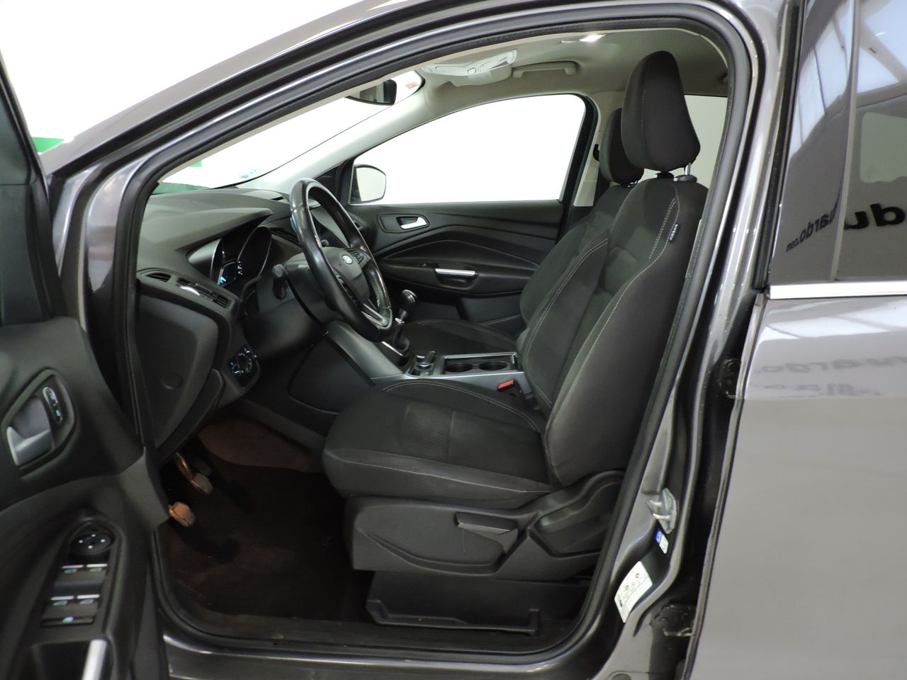 Ford Kuga 1.5 EcoBoost 110kW ASS 4x2 Business - Foto 9