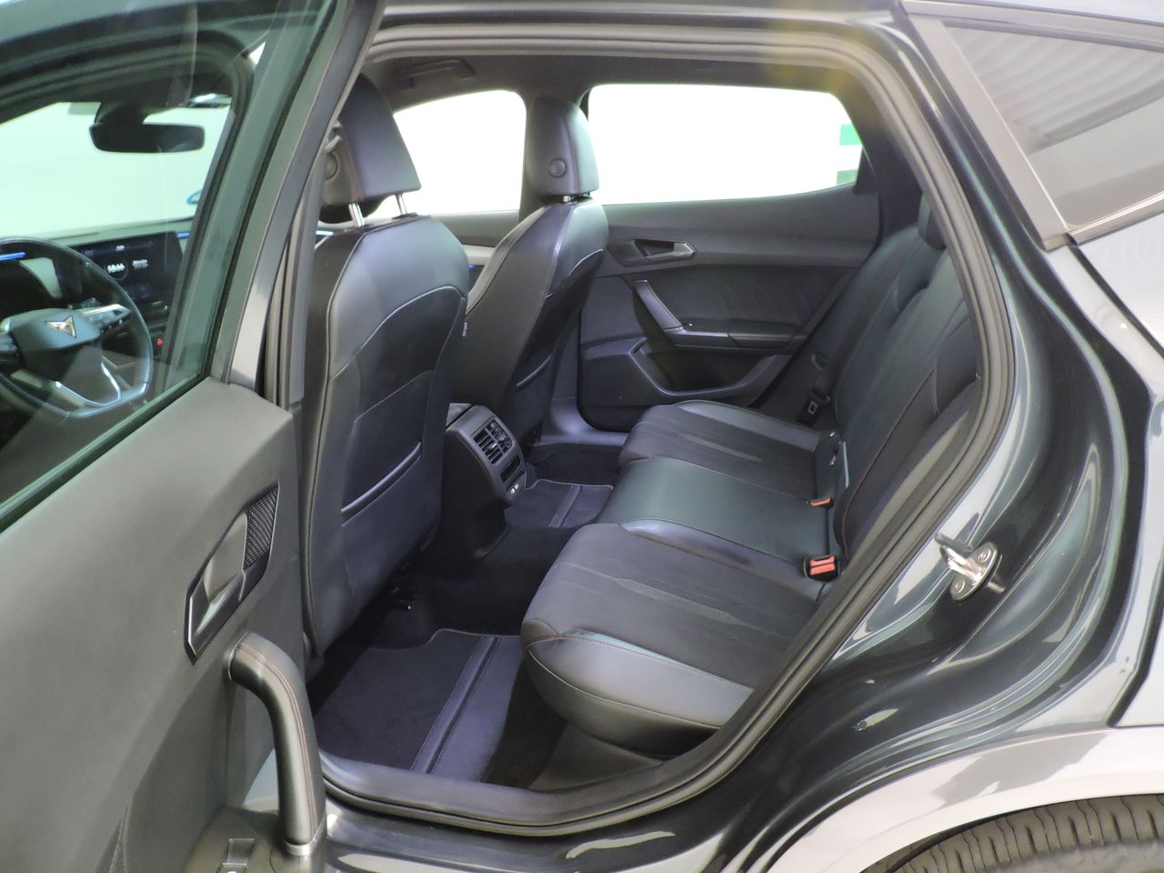 Cupra Formentor 1.4 eHybrid 150kW 204 CV DSG - Foto 11