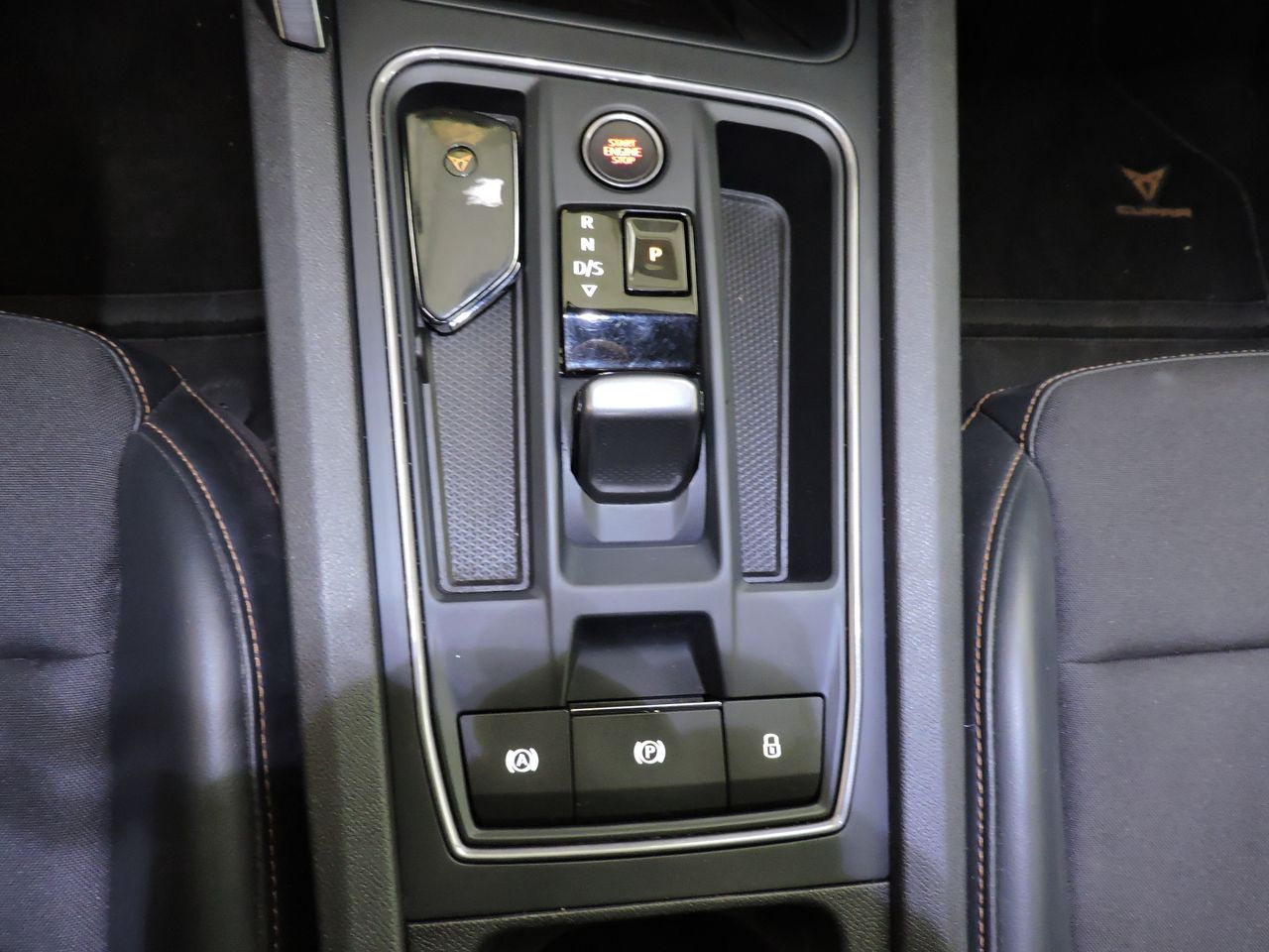 Cupra Formentor 1.4 eHybrid 150kW 204 CV DSG - Foto 15