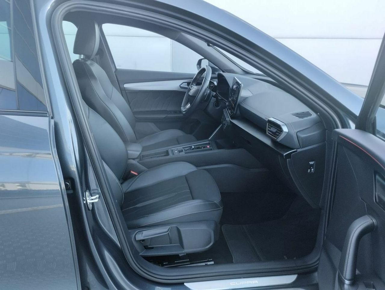 Cupra Formentor 1.4 eHybrid 150kW 204 CV DSG - Foto 10