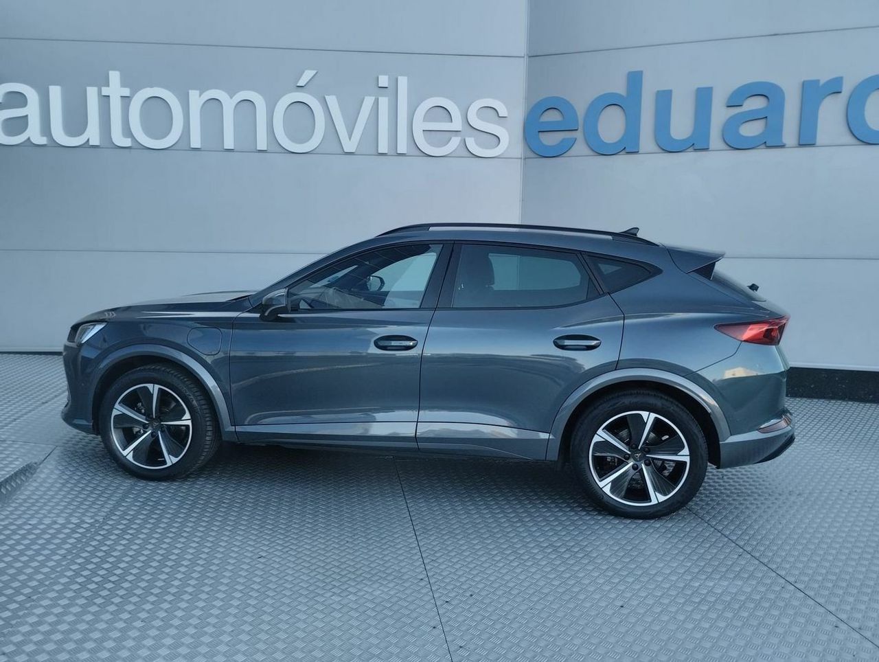 Cupra Formentor 1.4 eHybrid 150kW 204 CV DSG - Foto 7