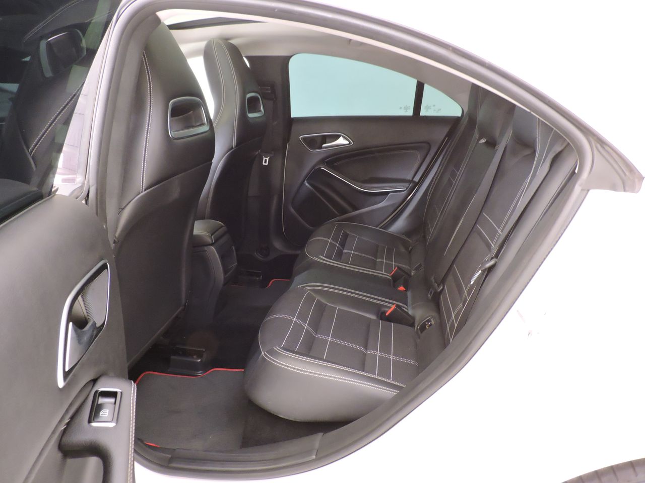 Mercedes Clase CLA CLA 200 CDI Urban - Foto 11