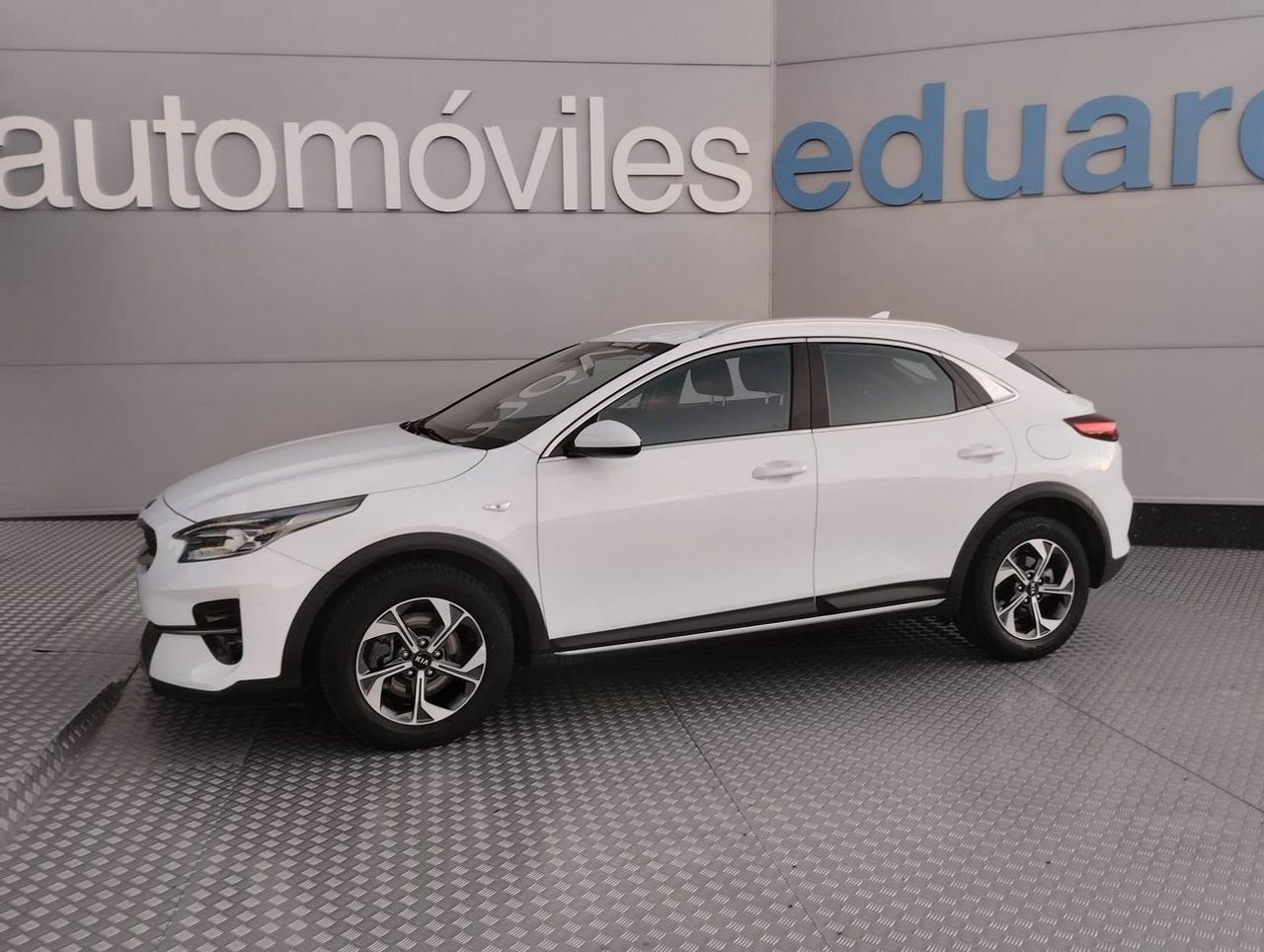 Kia XCeed 1.0 TGDi Drive 88kW 120CV - Foto 4