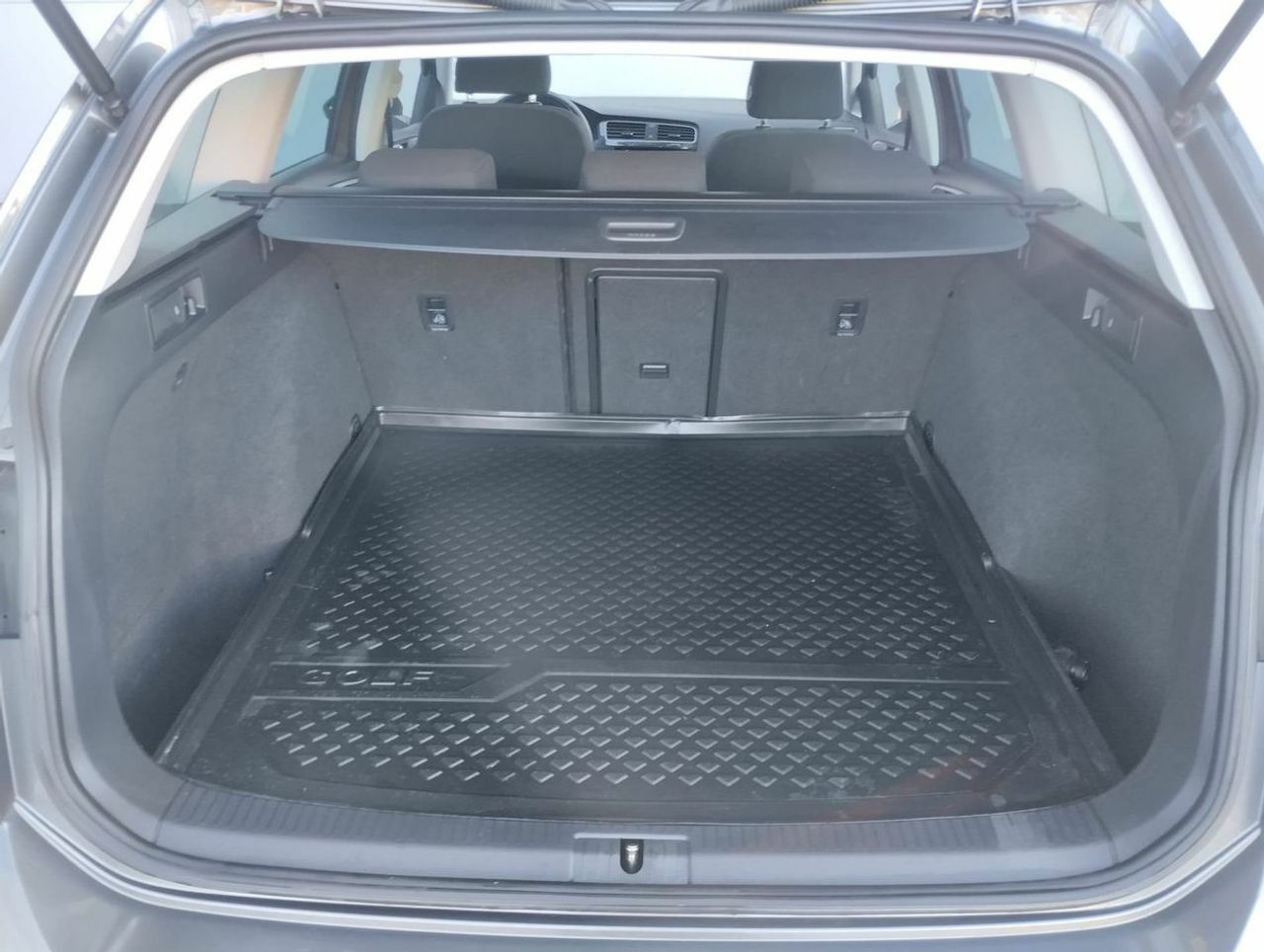 Volkswagen Golf VARIANT 1.5 TGI-GNC BLUEMOTION 130 COMFORTLINE DSG 5P - Foto 16