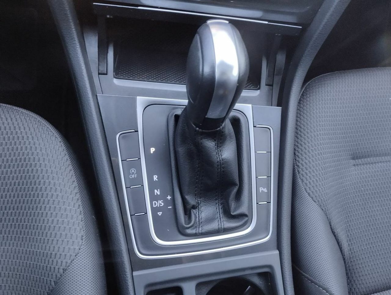 Volkswagen Golf VARIANT 1.5 TGI-GNC BLUEMOTION 130 COMFORTLINE DSG 5P - Foto 10