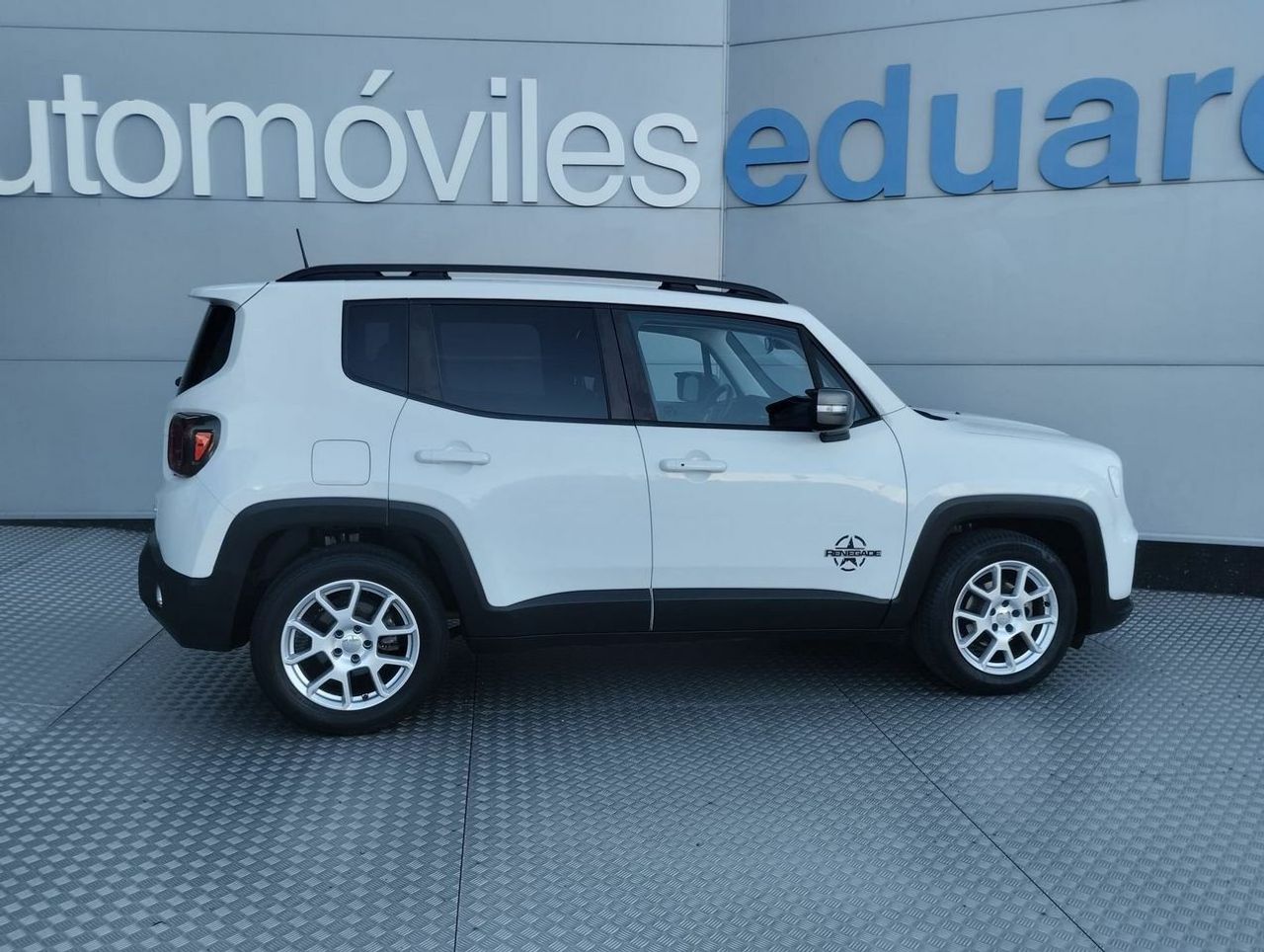 Jeep Renegade Limited 1.0G 120MT6 88kW 120CV 4x2 - Foto 5