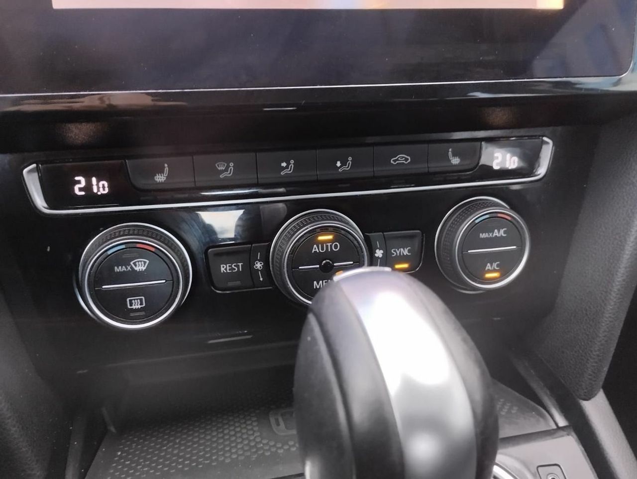 Volkswagen Passat 1.6 TDI 88kW 120CV DSG - Foto 11