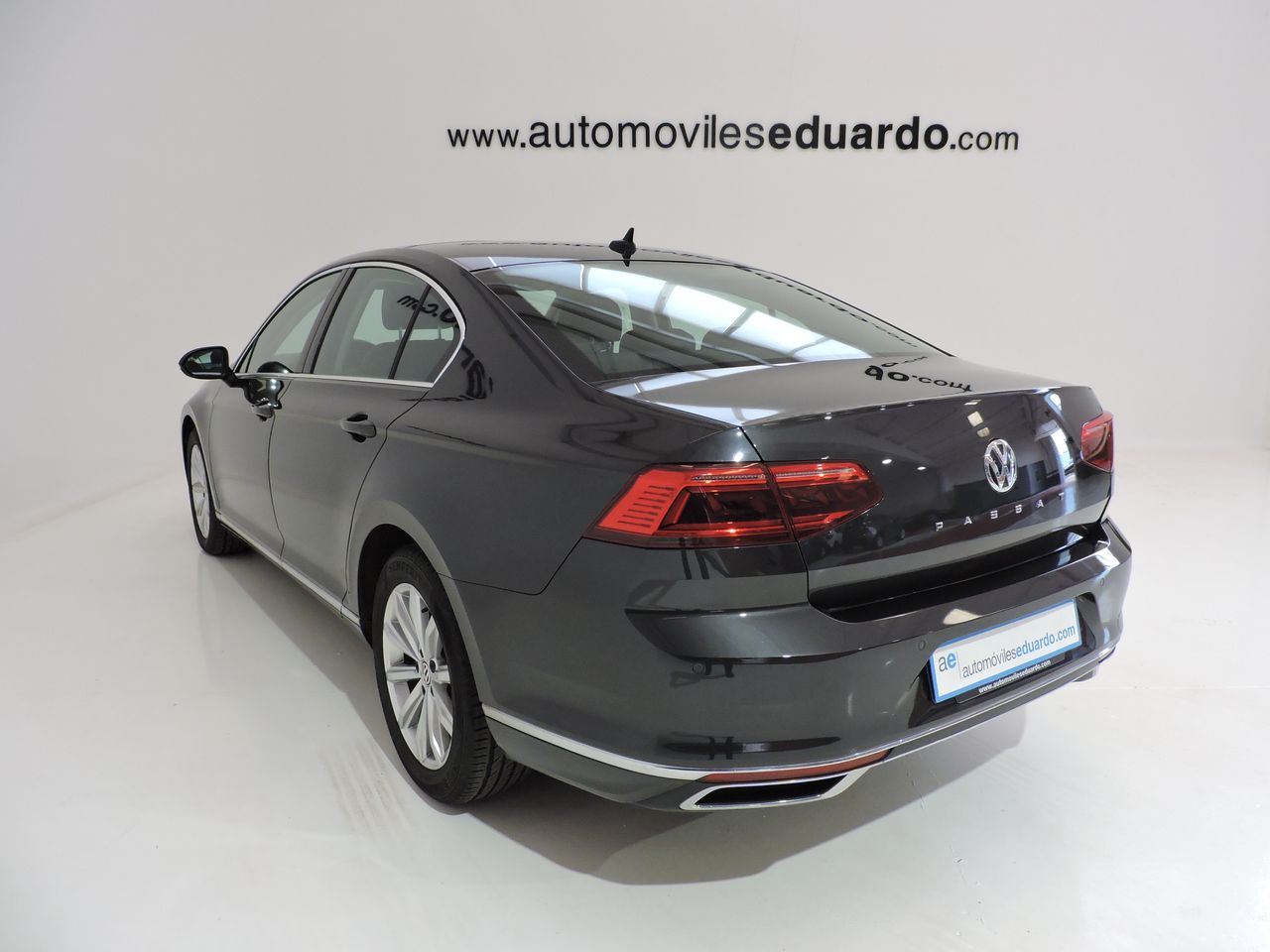 Volkswagen Passat 1.6 TDI 88kW 120CV DSG - foto 6