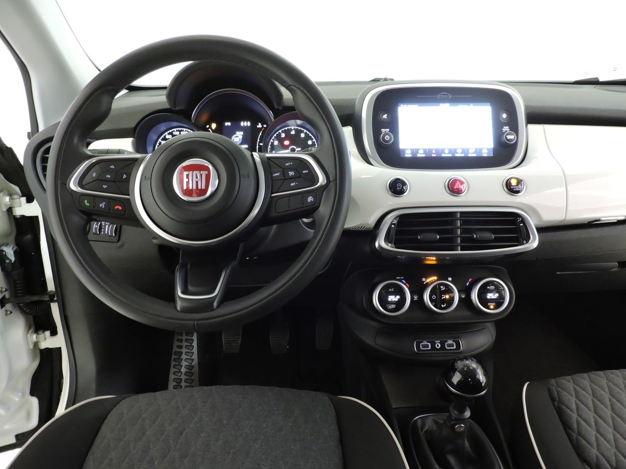 Fiat 500X City Cross 10 GSE T3 88KW 120 CV SS - Foto 8