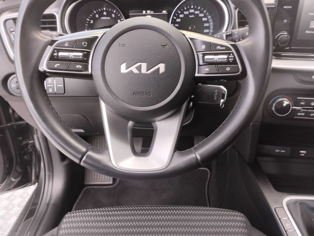 Kia XCeed 1.0 TGDi Drive 88kW 120CV - Foto 9