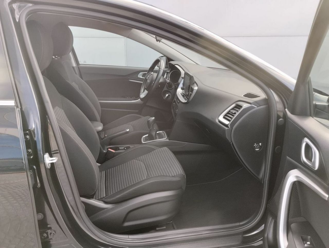 Kia XCeed 1.0 TGDi Drive 88kW 120CV - Foto 13