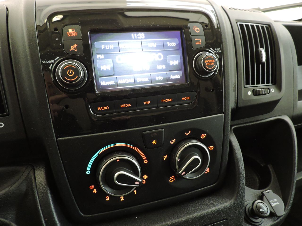 Peugeot Boxer 330 L1 H1 BHDI 88kW 120CV SS 6 Vel. M - Foto 12