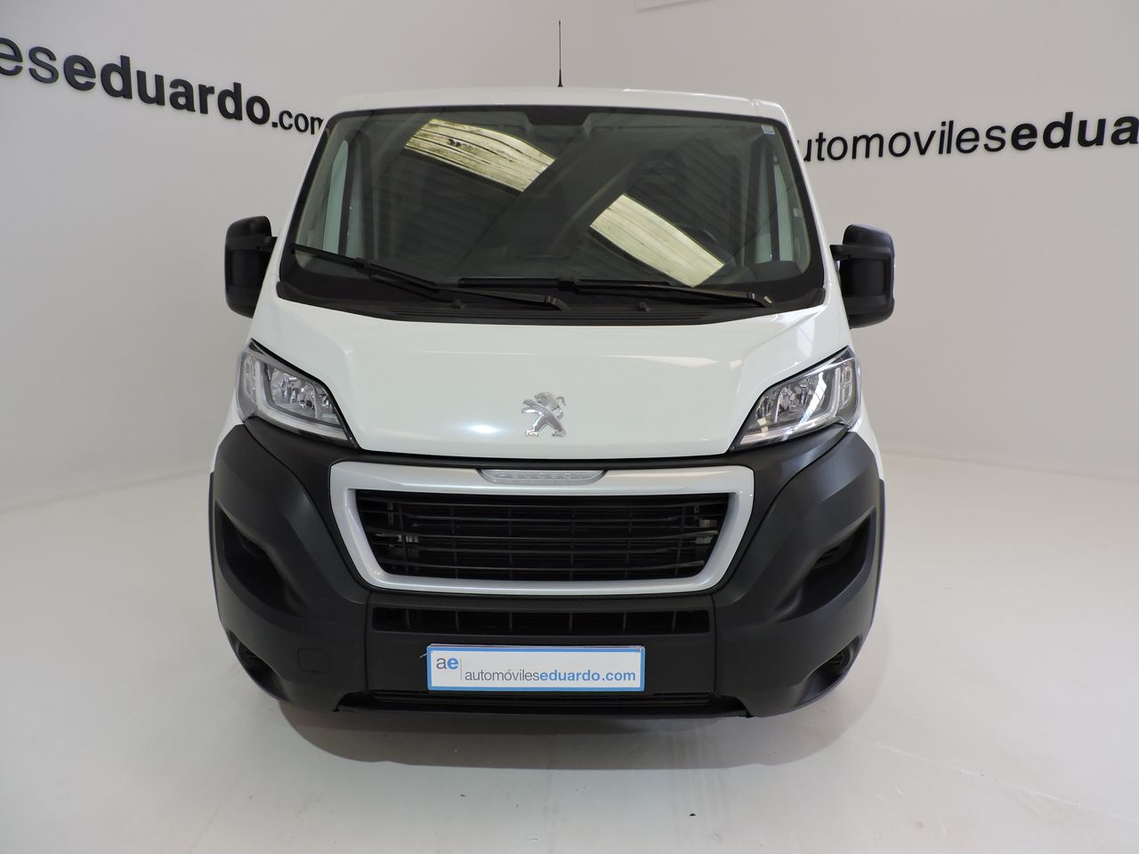 Peugeot Boxer 330 L1 H1 BHDI 88kW 120CV SS 6 Vel. M - Foto 3
