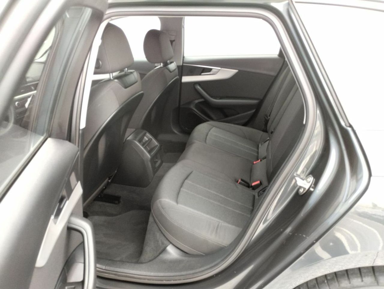 Audi A4 Avant Advanced 30 TDI 100kW S tronic - Foto 15