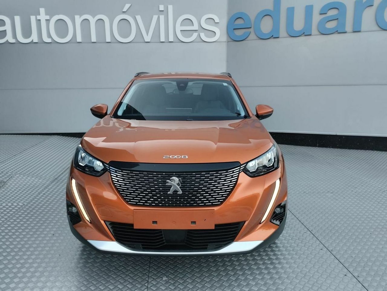 Peugeot 2008 Allure Pack BlueHDI 130 SS EAT8 - Foto 3