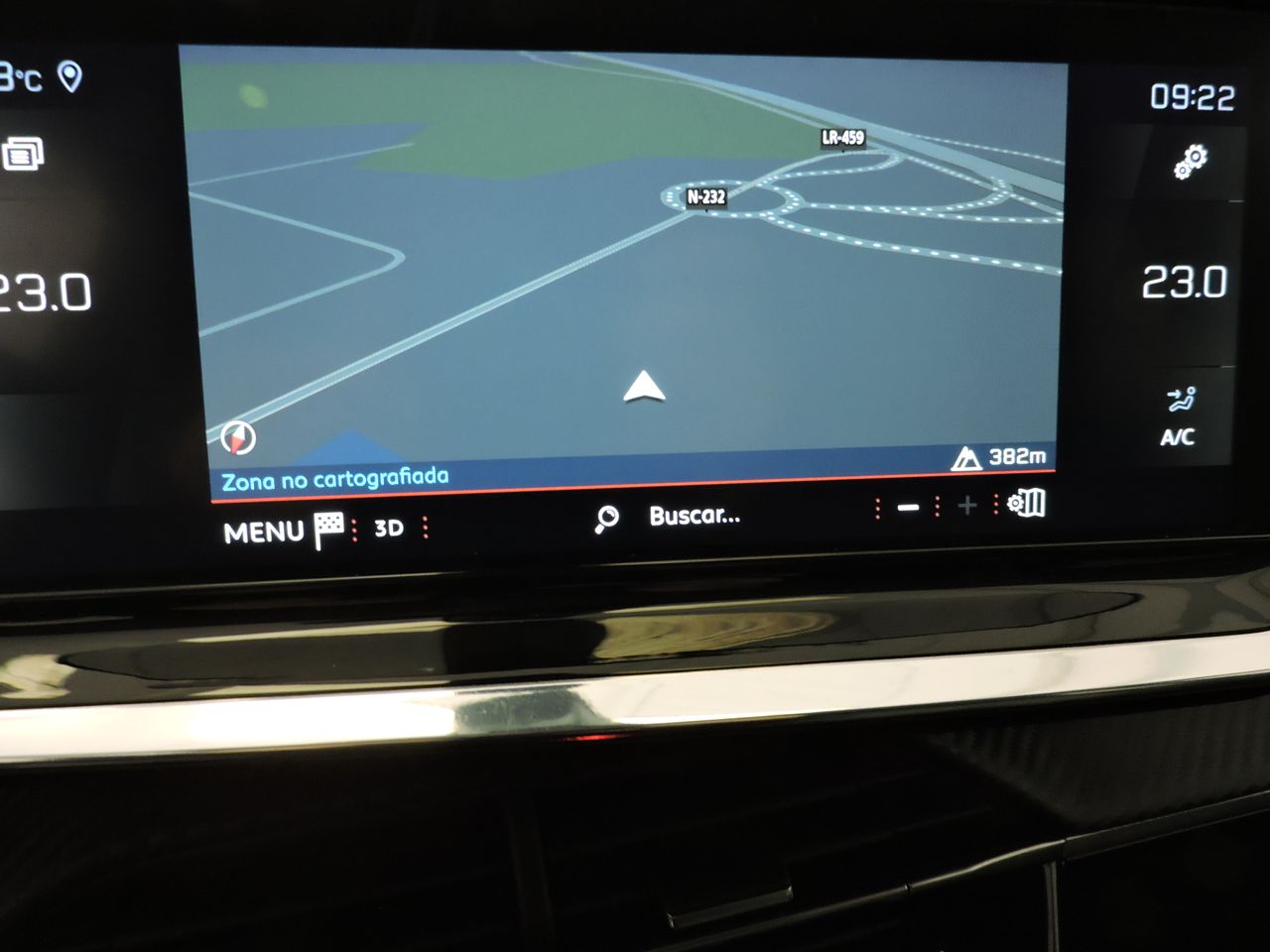 Peugeot 2008 Allure Pack BlueHDI 130 SS EAT8 - Foto 15