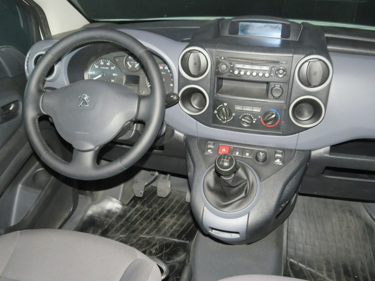 Peugeot Partner Furgon Confort L1 1.6 HDi 75 - Foto 11