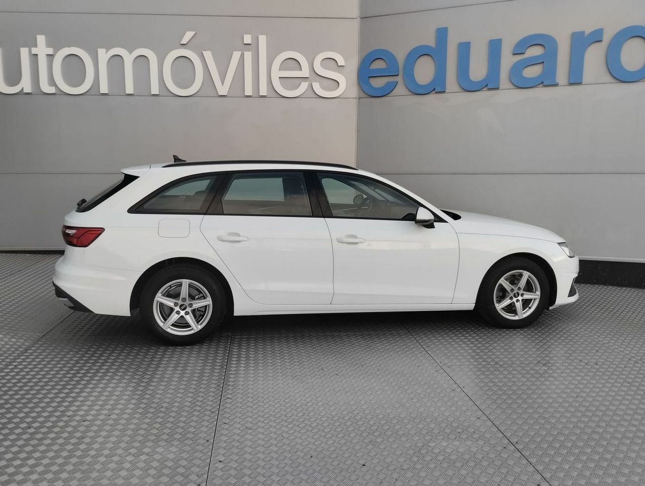 Audi A4 Avant Advanced 35 TDI 120kW S tronic - Foto 4