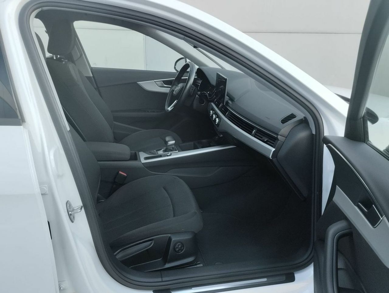 Audi A4 Avant Advanced 35 TDI 120kW S tronic - Foto 9