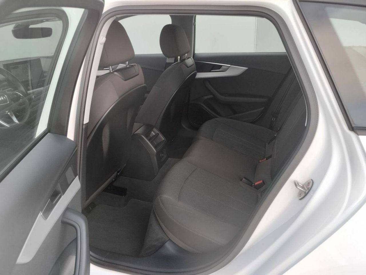 Audi A4 Avant Advanced 35 TDI 120kW S tronic - Foto 10