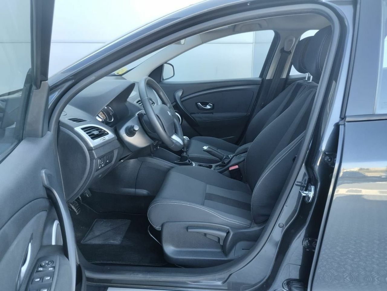 Renault Megane Dynamique 1.5dCi 105cv eco2 - Foto 9