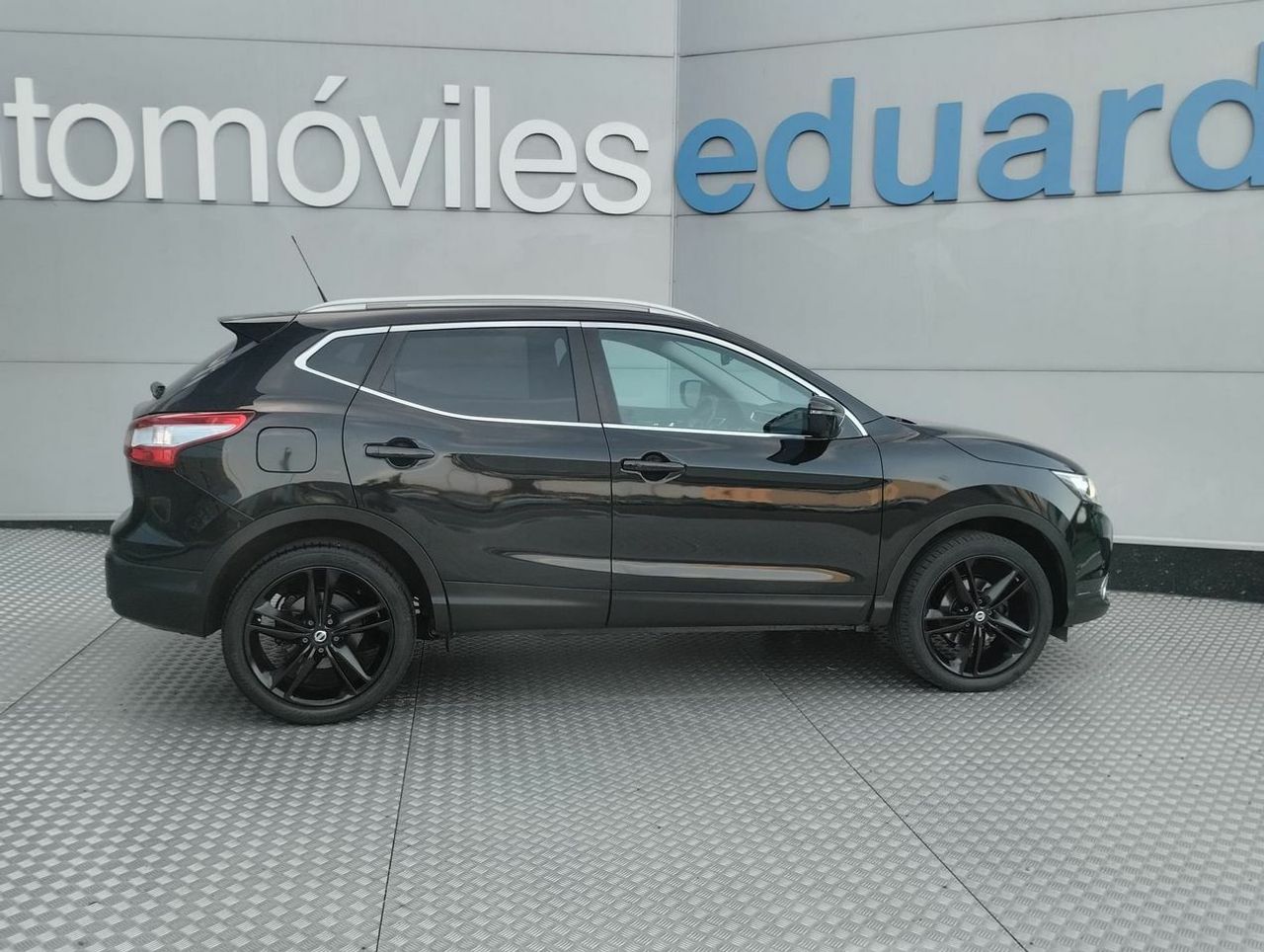 Nissan Qashqai 1.6 DCI TEKNA 130CV Black Edition 5p - Foto 5