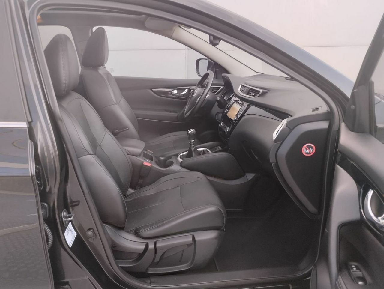 Nissan Qashqai 1.6 DCI TEKNA 130CV Black Edition 5p - Foto 9