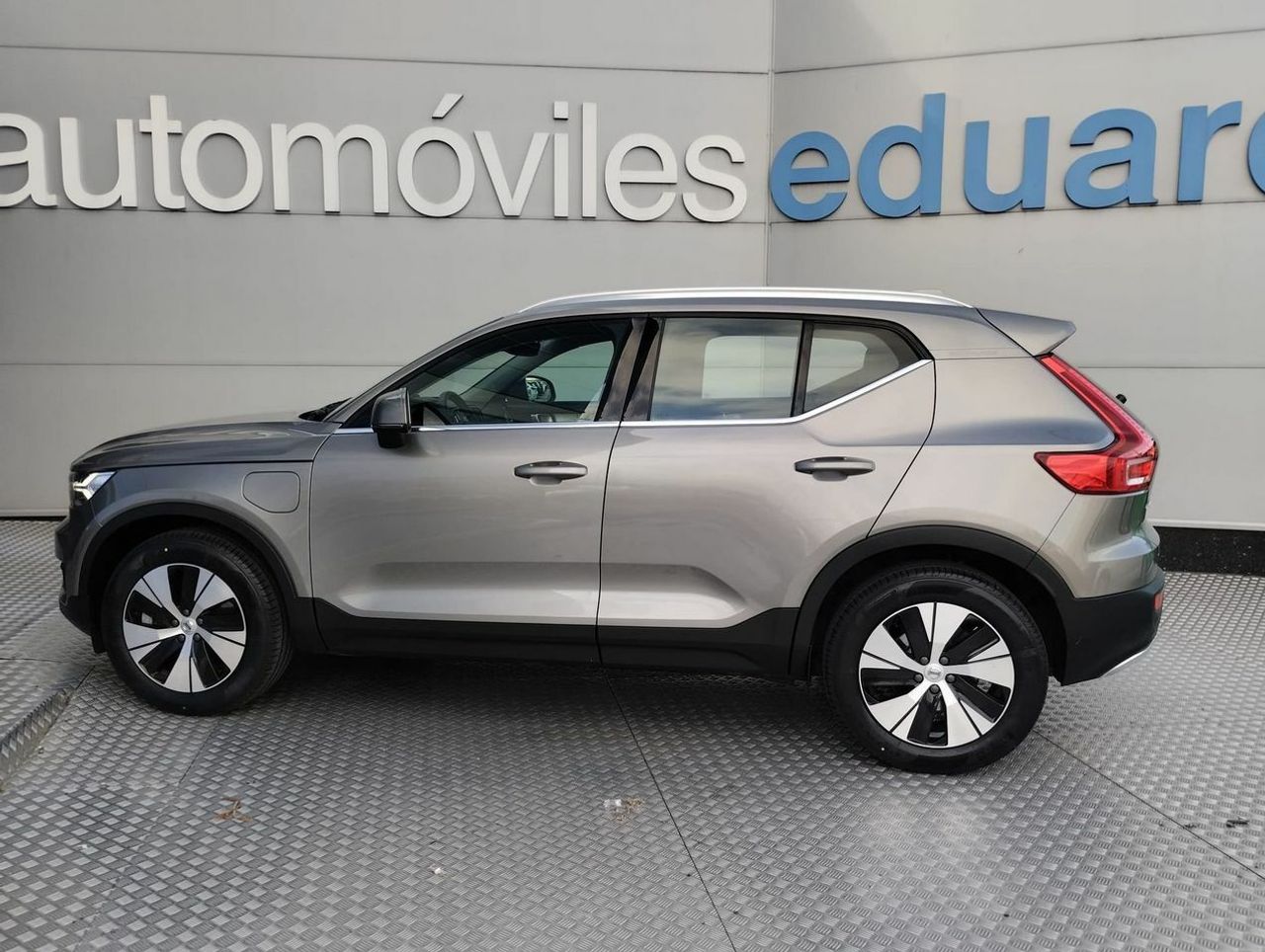 Volvo XC40 1.5 T5 Twin Recharge Inscription Ex Auto - Foto 7