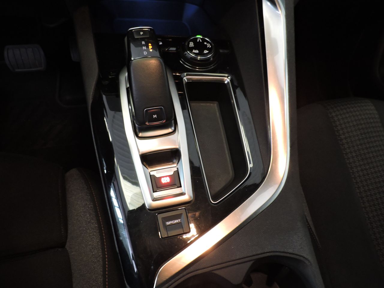 Peugeot 3008 1.2 PURETECH 96KW 130CV ACTIVE EAT8 - Foto 13