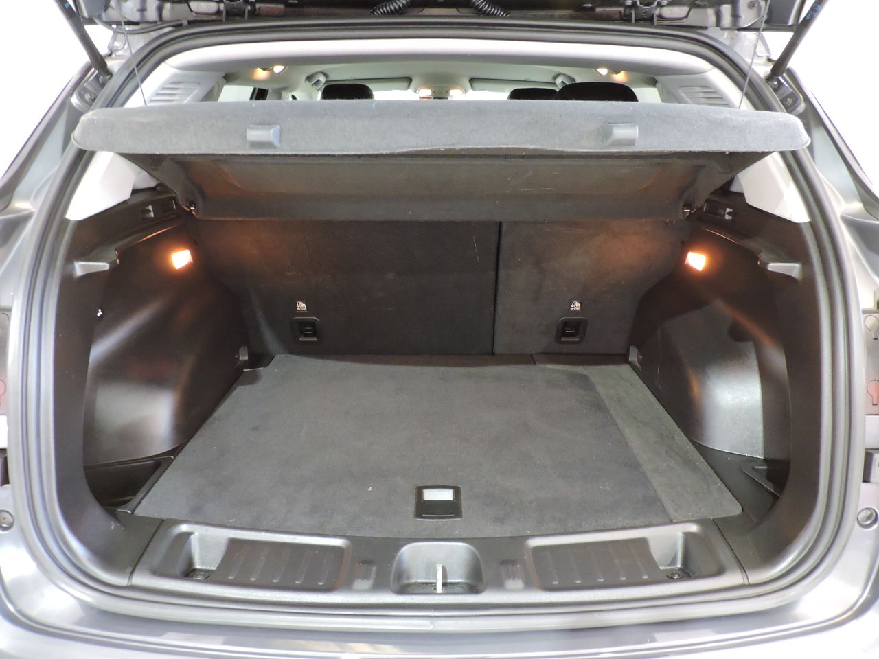 Jeep Compass 1.3 T4 PHEV 190CV LIMITED 4XE AUTO - Foto 17