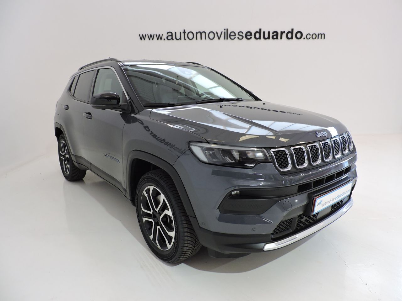 Jeep Compass 1.3 T4 PHEV 190CV LIMITED 4XE AUTO - Foto 4