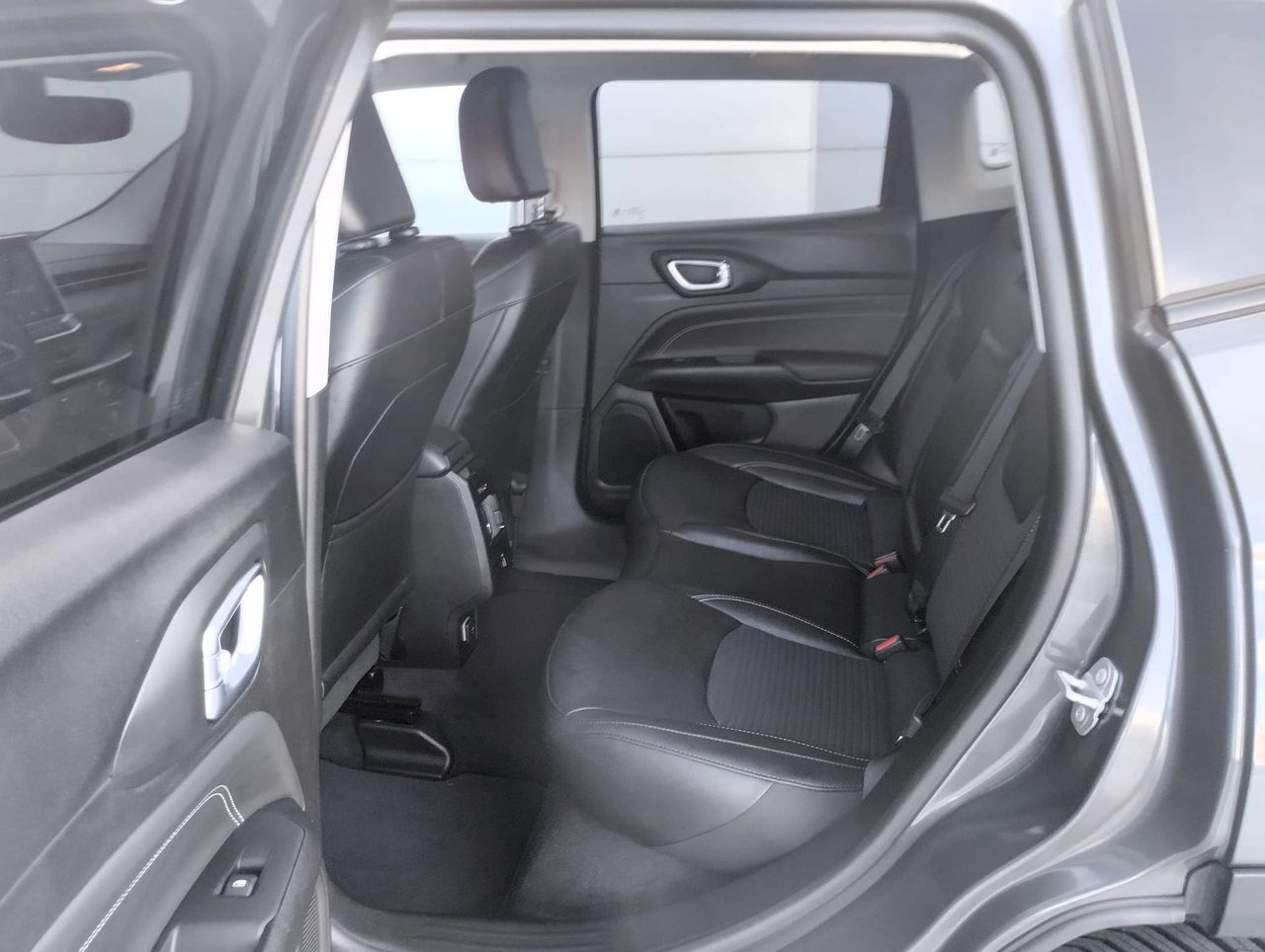 Jeep Compass 1.3 T4 PHEV 190CV LIMITED 4XE AUTO - Foto 15