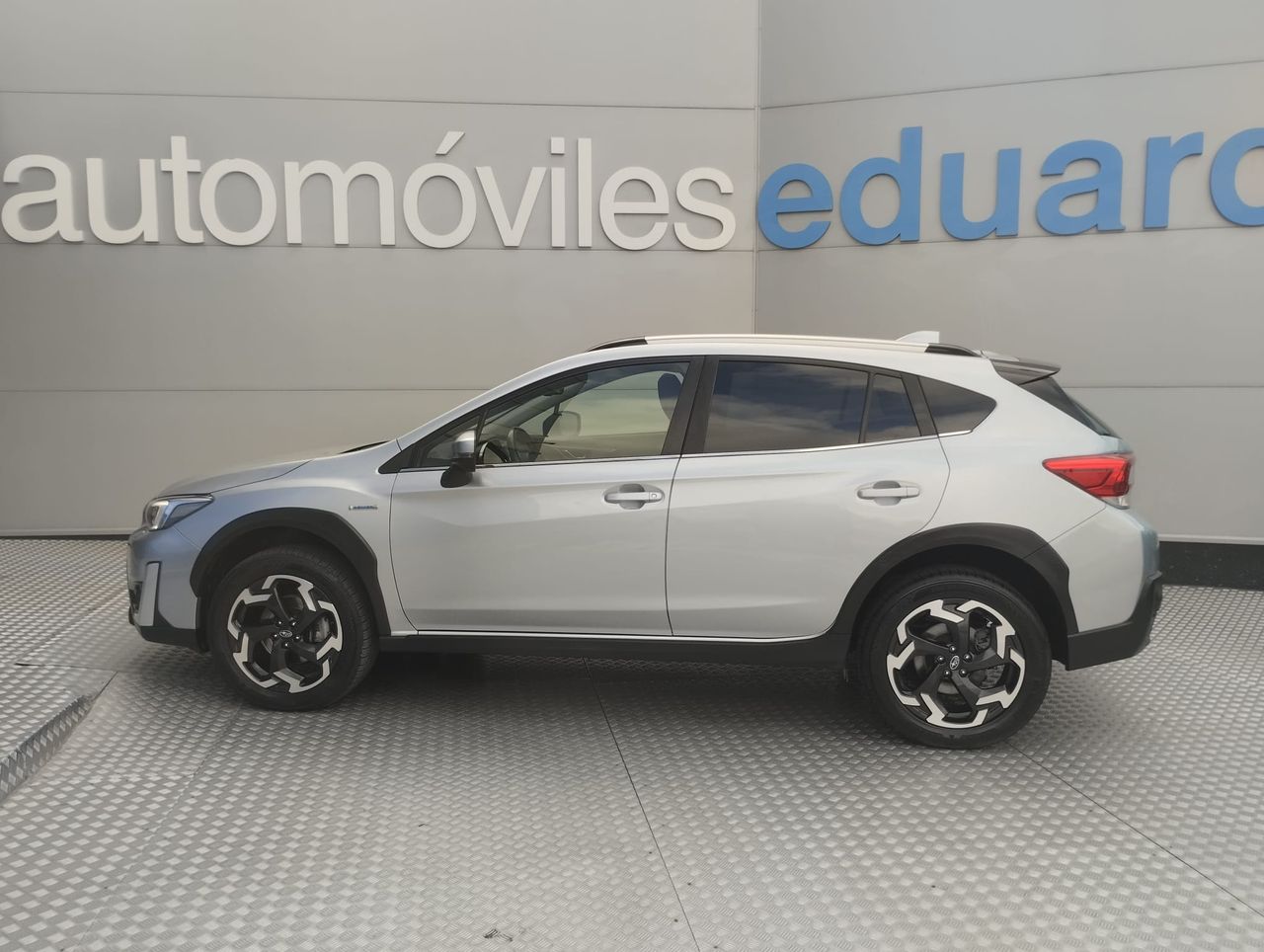 Subaru XV 2.0i Hybrid CVT Sport Plus - Foto 7