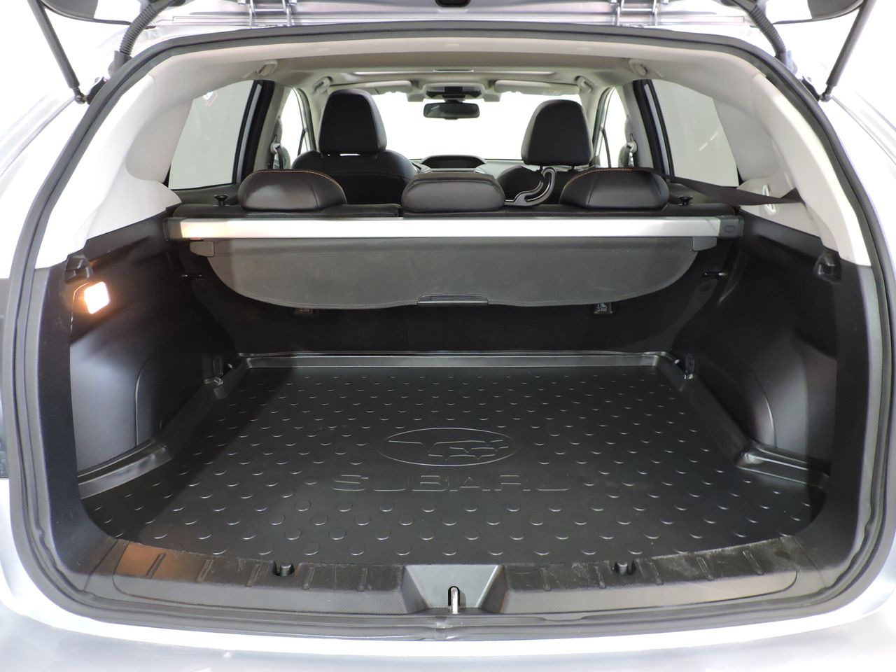 Subaru XV 2.0i Hybrid CVT Sport Plus - Foto 18