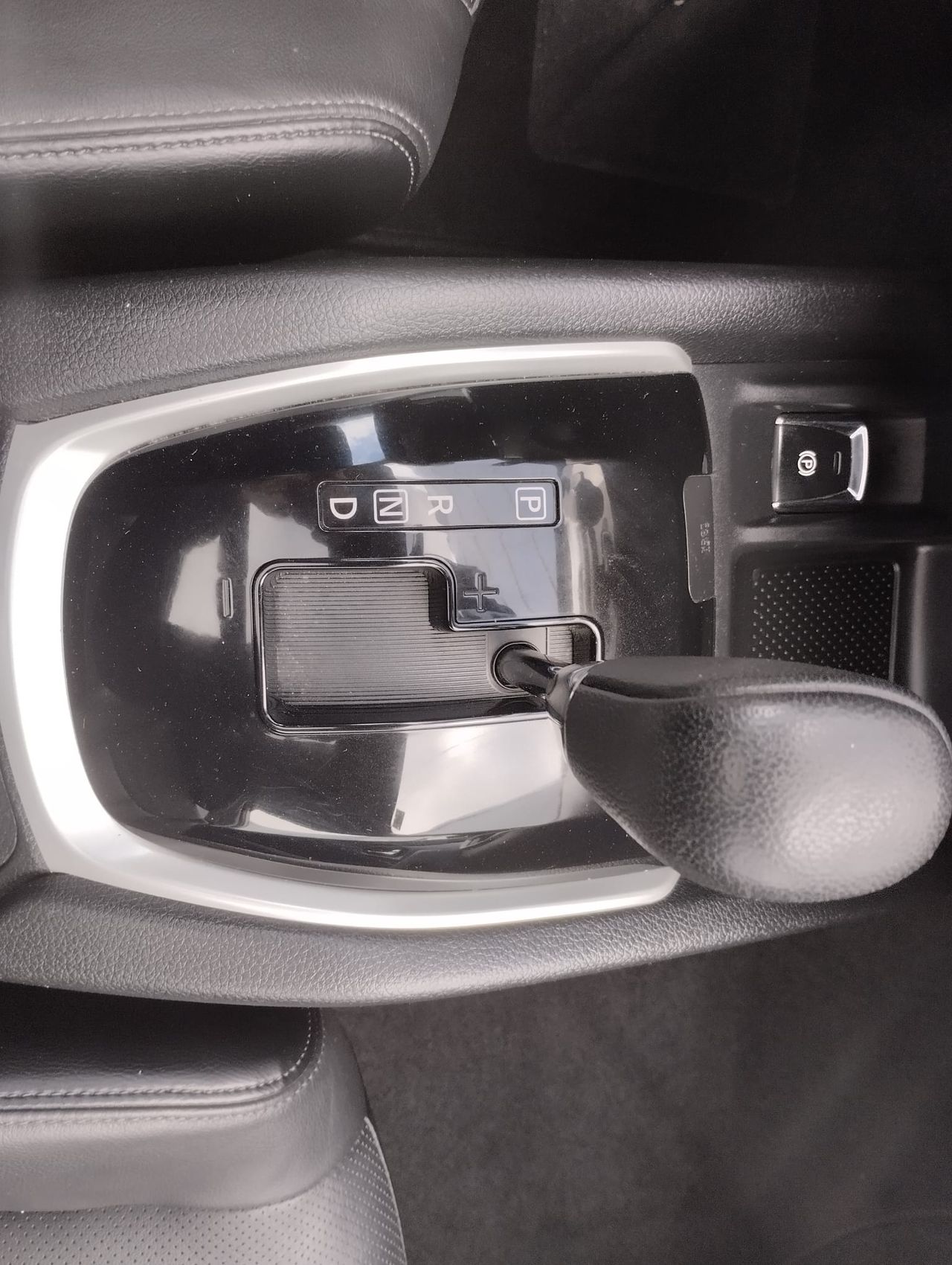 Nissan X-Trail dCi 96 kW (130 CV) Xtronic 4x2 Tekna - Foto 16