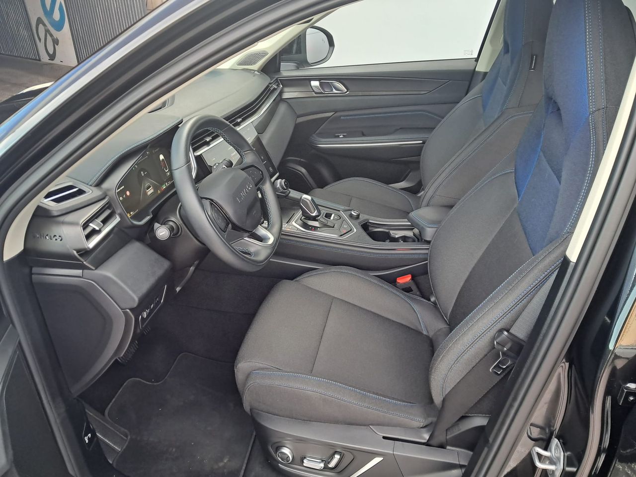 Lynk & Co 01 1.5T PHEV - Foto 9