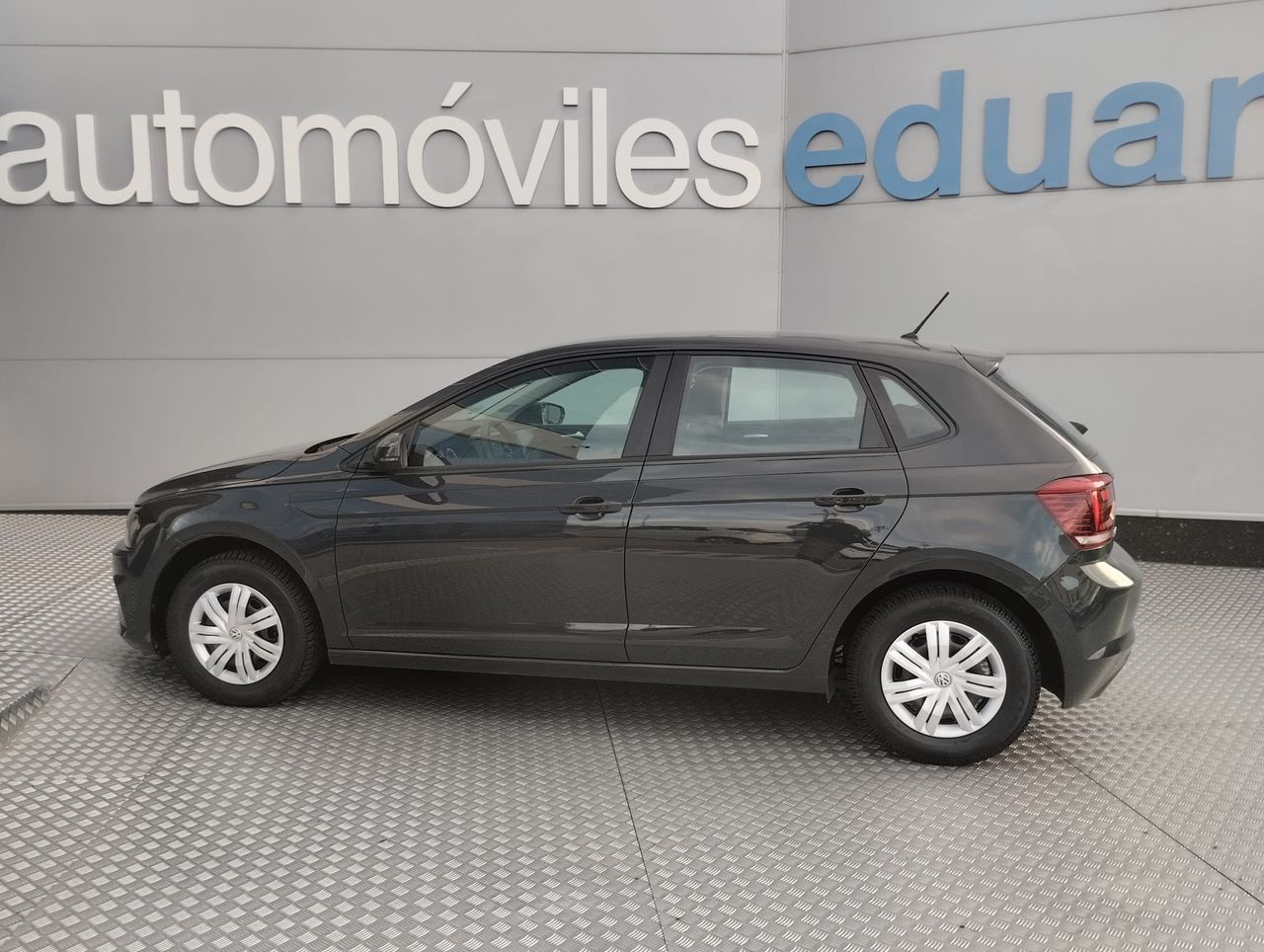 Volkswagen Polo Advance 1.0 55 kW (75 CV) - Foto 7