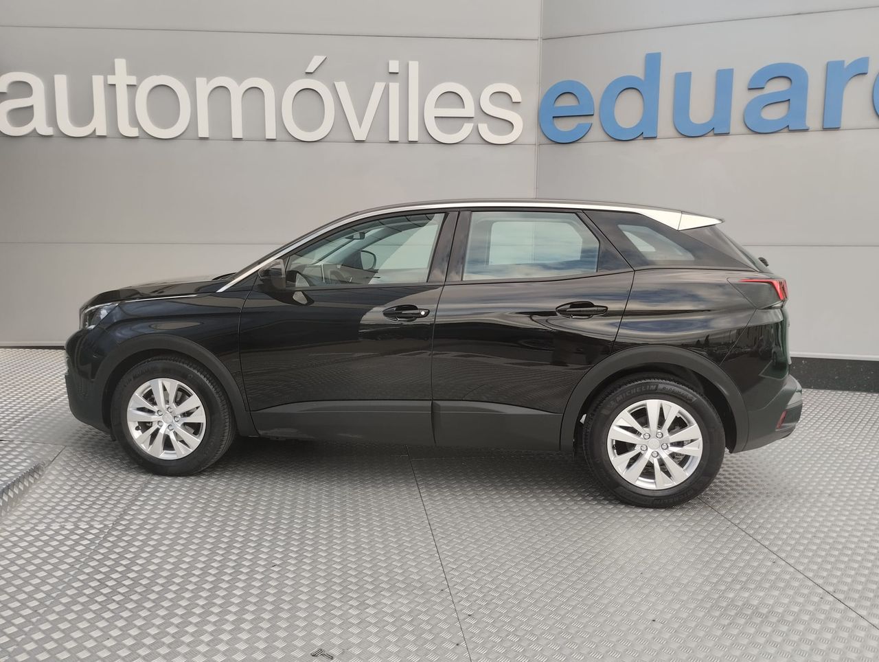 Peugeot 3008 Active Pack PureTech 130 S&S - Foto 7