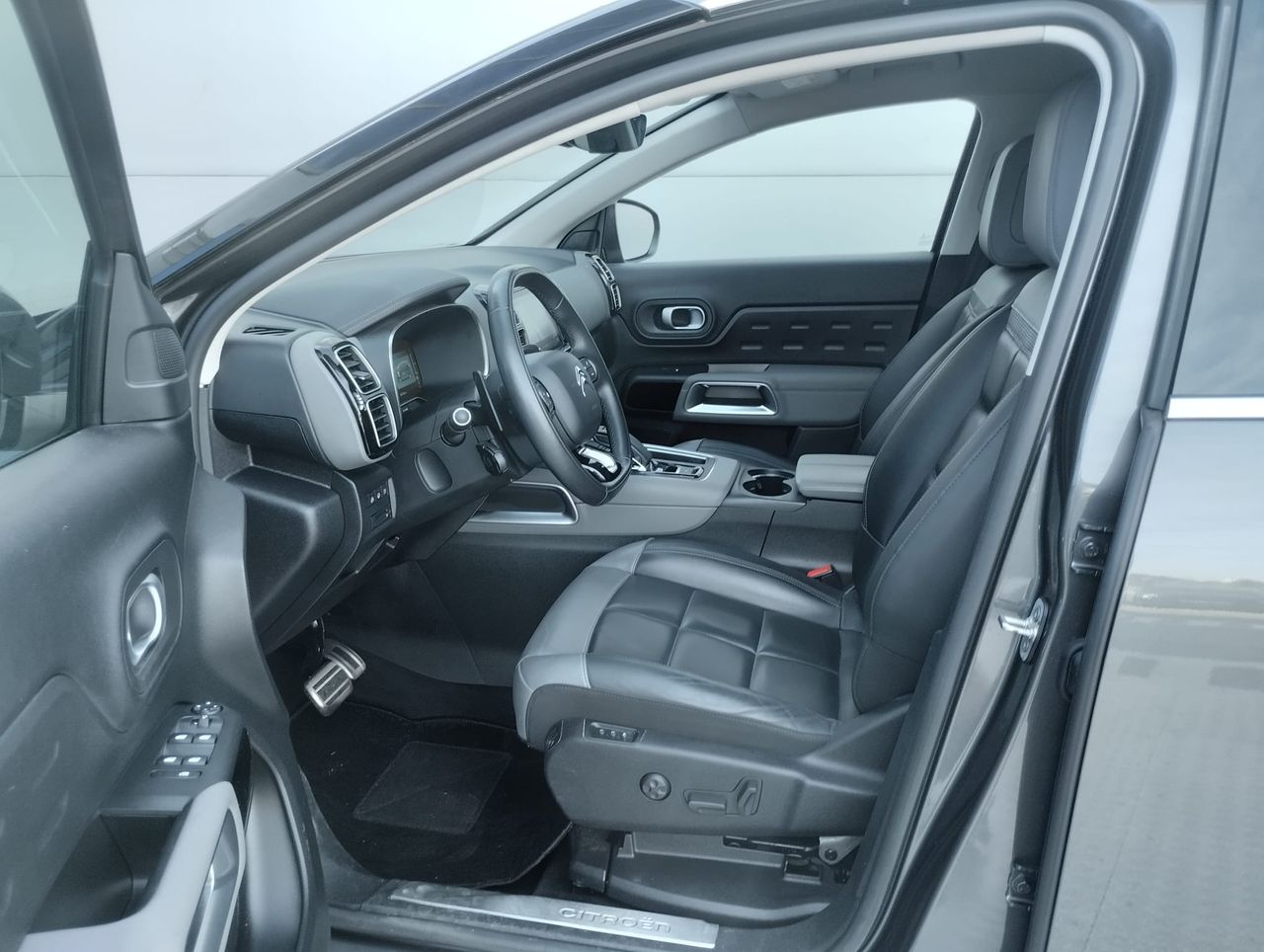 Citroën C5 Aircross Shine Pack Hybrid 1.6 225CV - Foto 13