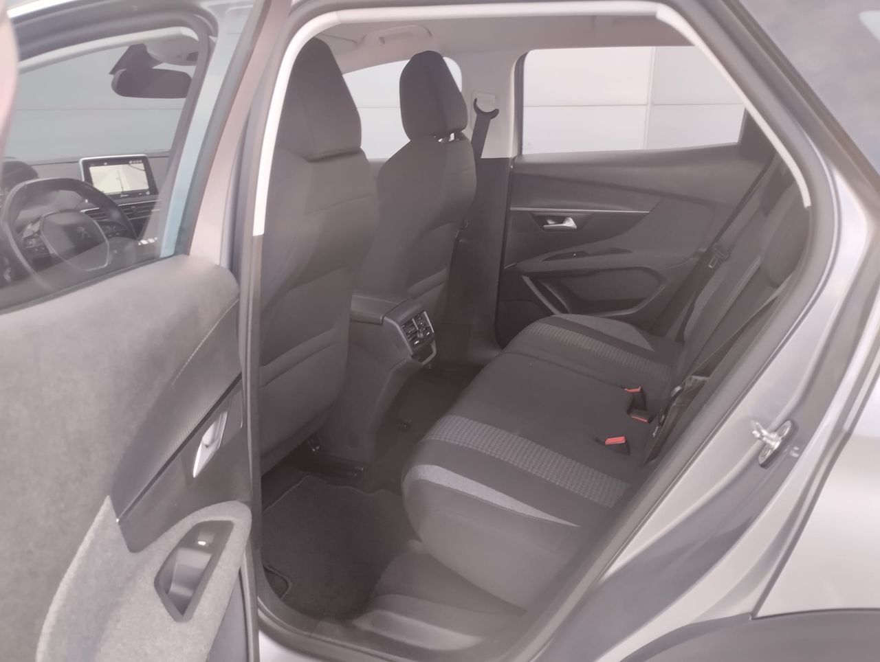 Peugeot 3008 Active 1.5Hdi - Foto 11