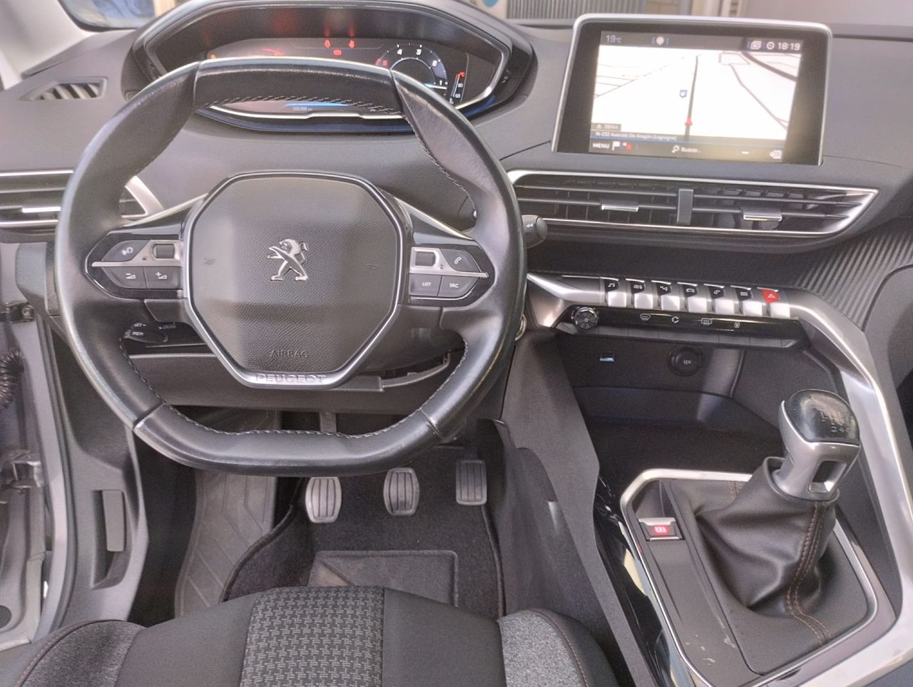 Peugeot 3008 Active 1.5Hdi - Foto 8