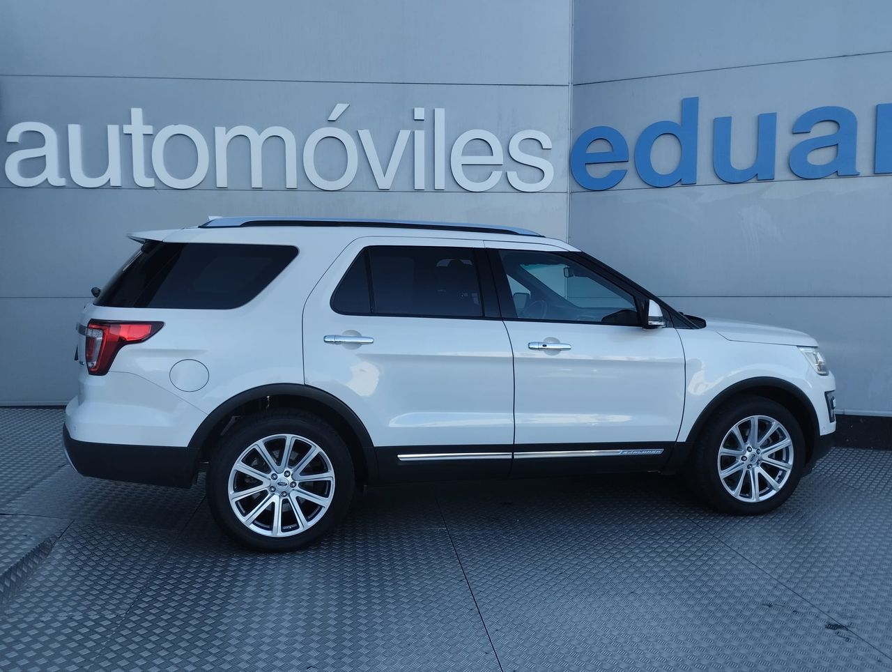 Ford Explorer 2261 LIMITED AWD 280CV - Foto 5