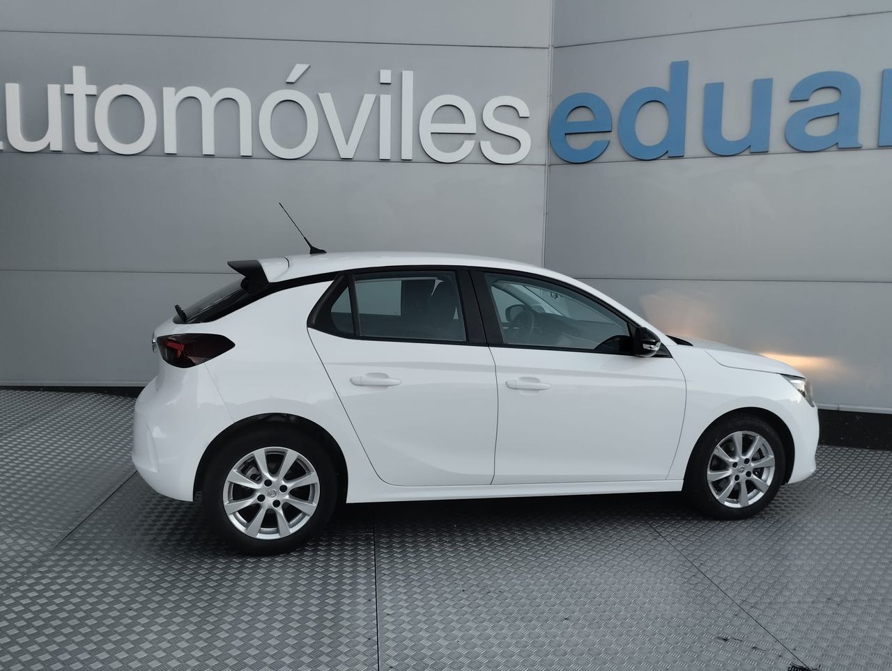 Opel Corsa 1.5D 75 kW (100 CV) Edition - Foto 5