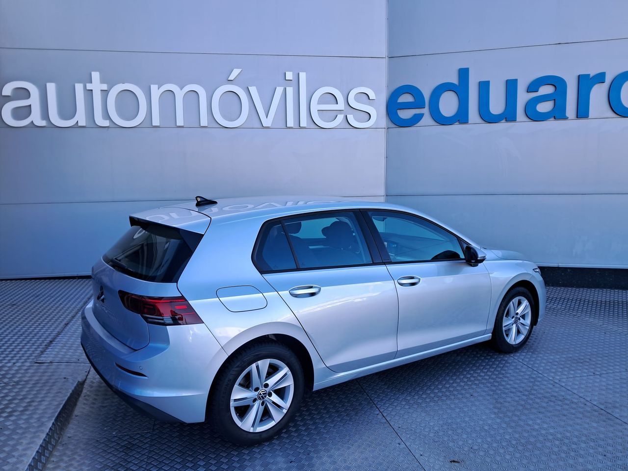 Volkswagen Golf GOLF VIII 1.0TSI 110CV Life Business 5p - Foto 5