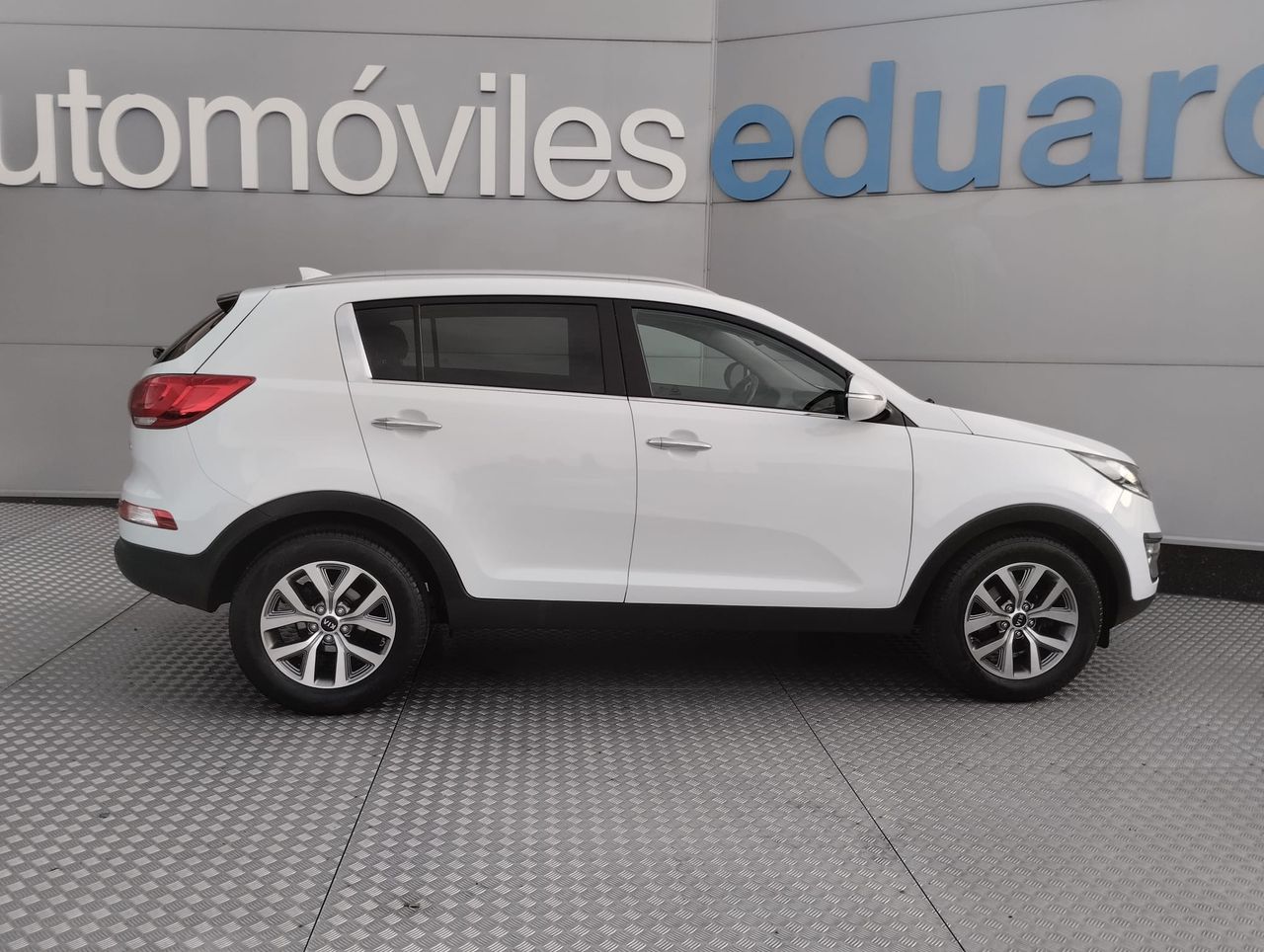 Kia Sportage 1.6 GDi 135 CV X-Tech 4x2 Eco-Dynamics - Foto 5