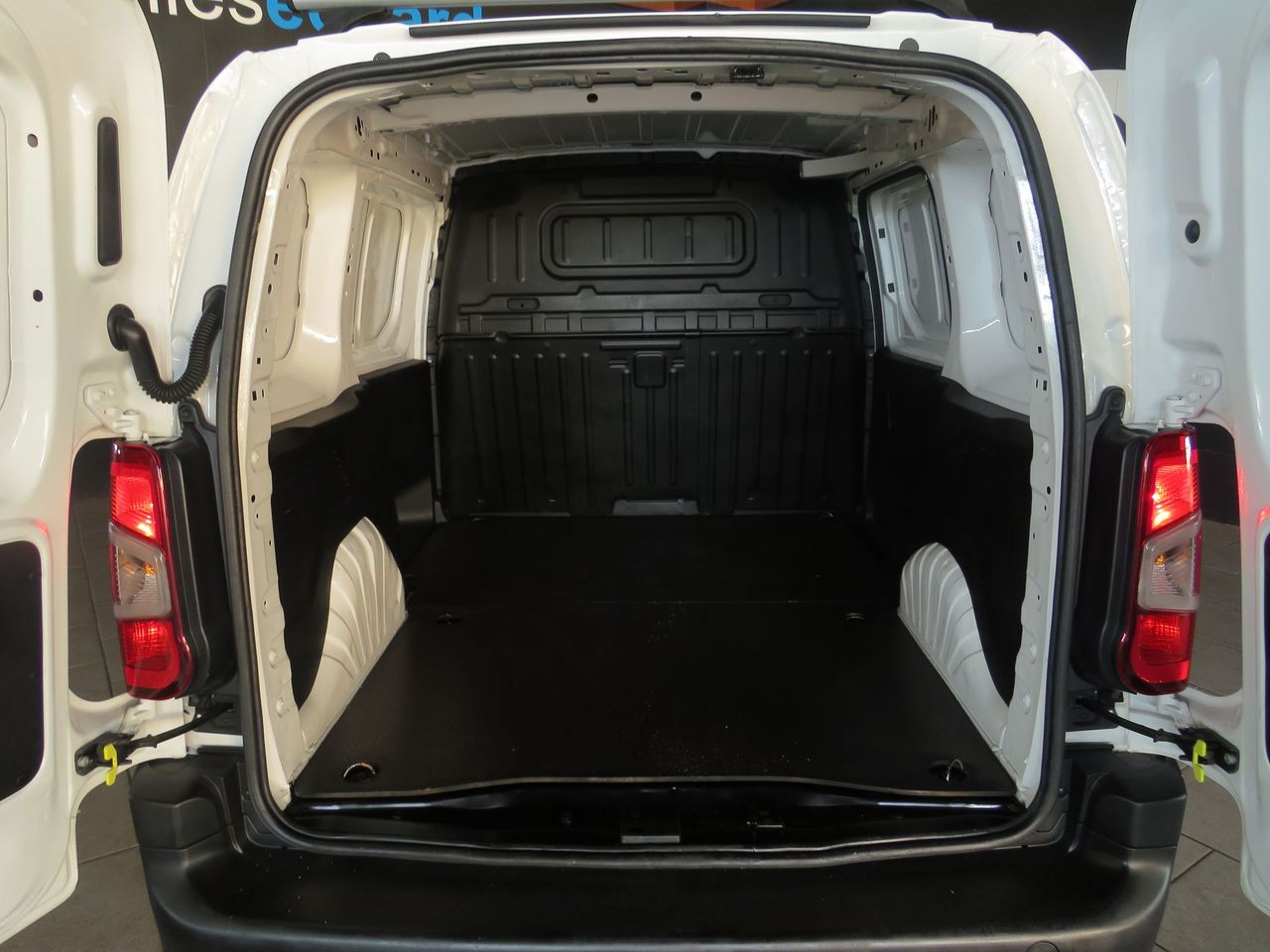 Citroën Berlingo Talla M BlueHDi 100 Feel - Foto 8