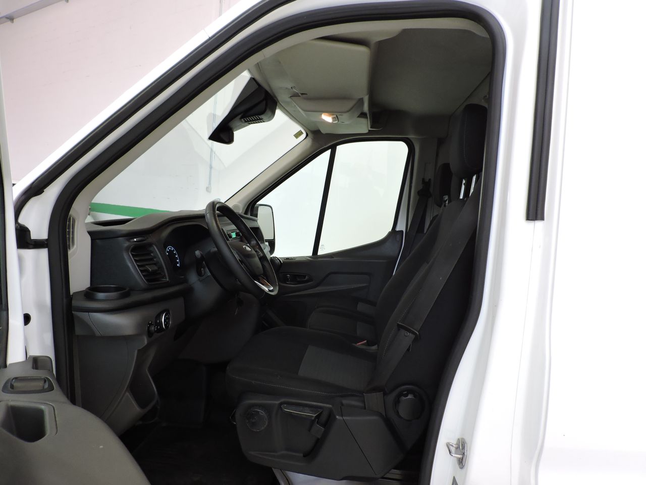 Ford Transit Furgón L2H2 VAN Delantera 130 - Foto 10