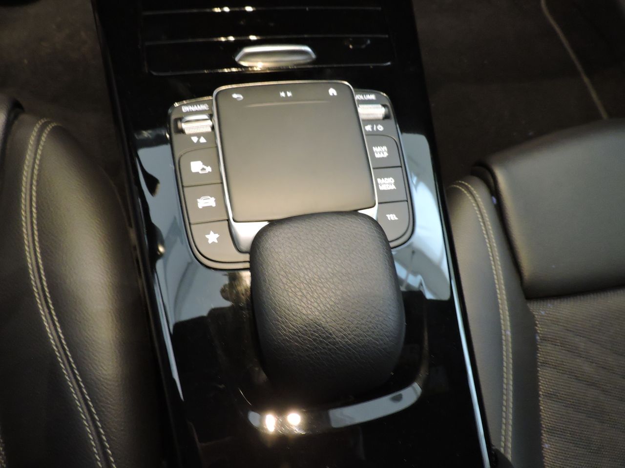 Mercedes Clase A A 250e EQ-POWER AUTO BUSINESS EXTRA - Foto 15